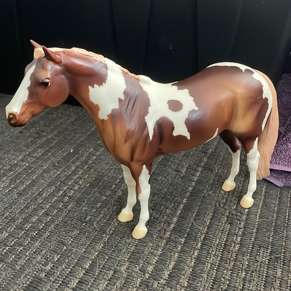 Lady Phase Mold “Treasured Moves” Breyer Horse Collectible Model Horse Paint